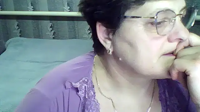 ElzaJewel's cam snapshot