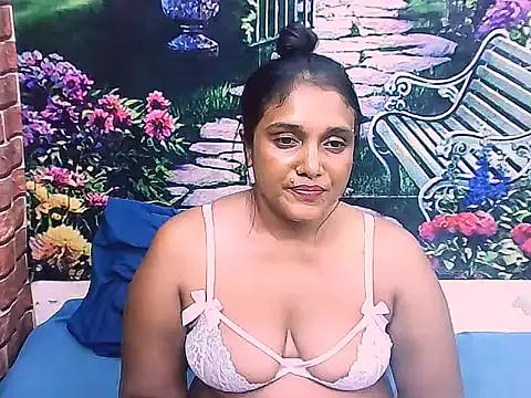 IndianSexyLady20's cam snapshot