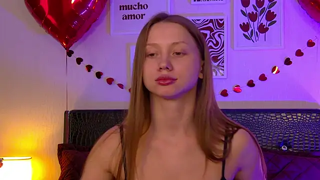 OliviaBrian's cam snapshot