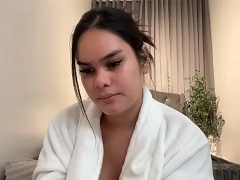 enourmousSAM live sex cam
