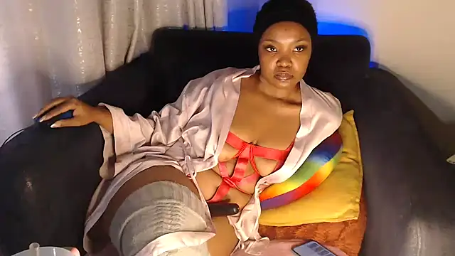 UzuriZahra01's cam snapshot