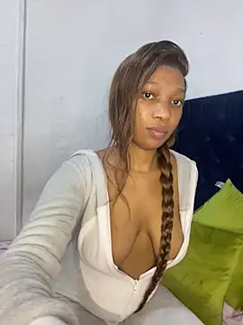 LustyBerry's cam snapshot