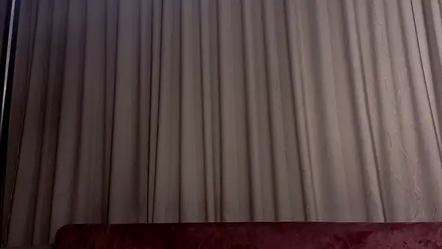 EviaRabasca live sex cam