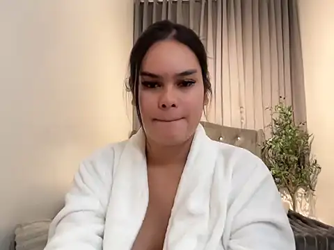 enourmousSAM live sex cam