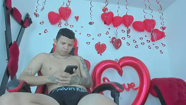 Steven_and_Camilo18 live sex cam