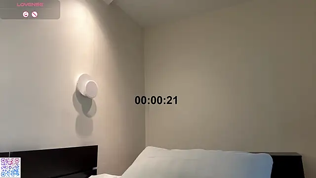 DestinyTurner live sex cam