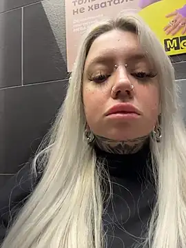 Chiibi's cam snapshot