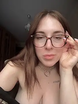 MommmyYummy live sex cam