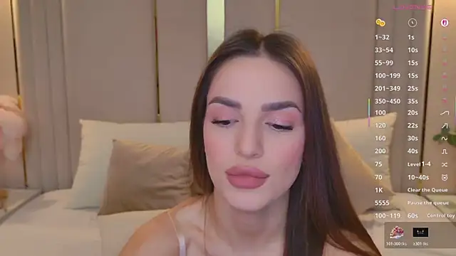 BellaHalles live sex cam
