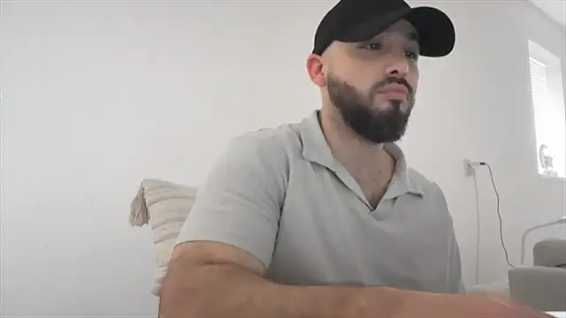 HairyArab90 live sex cam