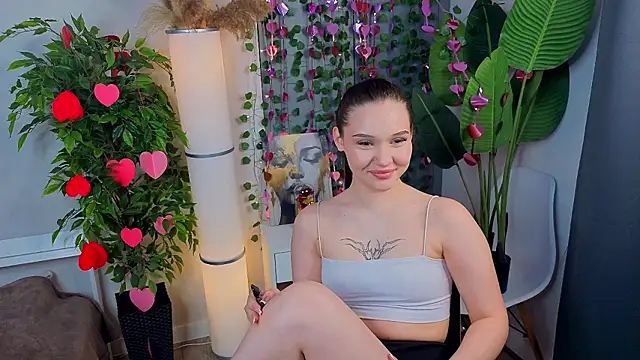 RoxannRunk's cam snapshot