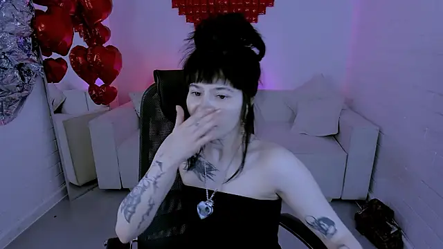 HollyDennis's cam snapshot