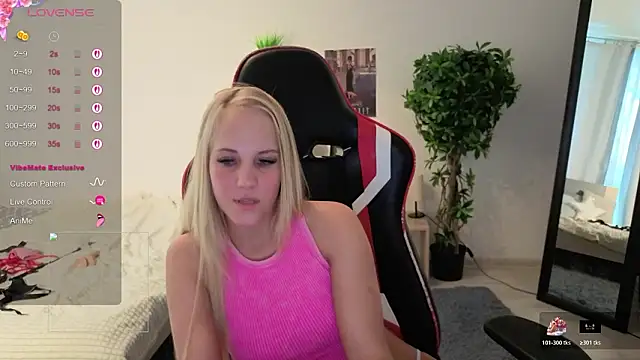 Emmi_crystal's cam snapshot