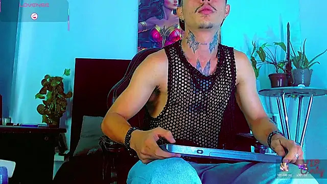 HannibalLester live sex cam