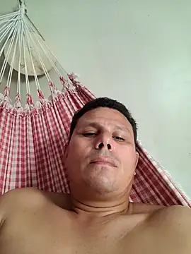 0PR3DAD0R's cam snapshot