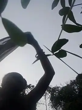 Juli_rathore live sex cam