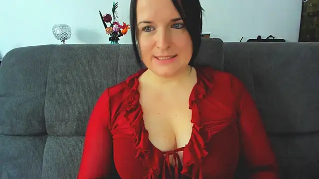 curvynova's cam snapshot