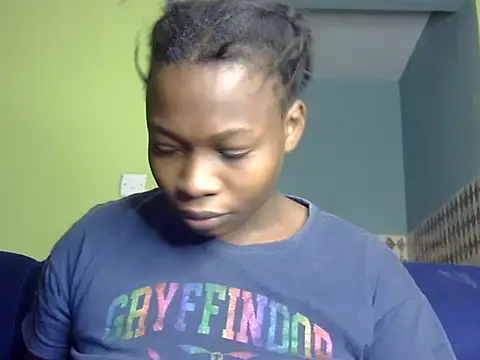 Horny-pretty's cam snapshot