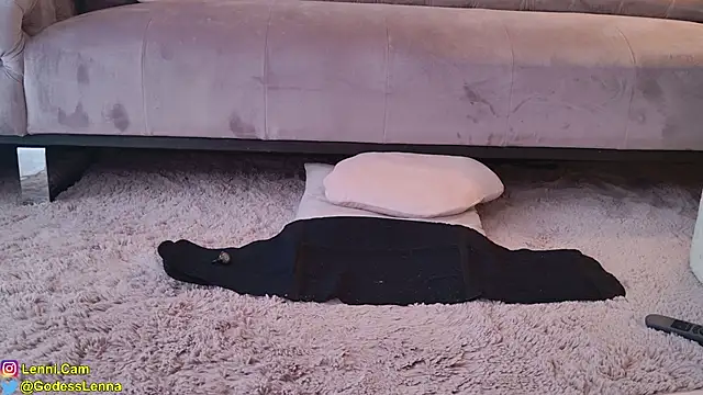 Lenna_Godess live sex cam