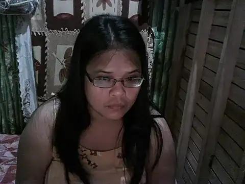 Hotty_babe23's cam snapshot