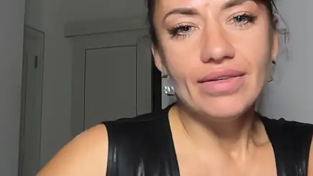 Roriann's cam snapshot