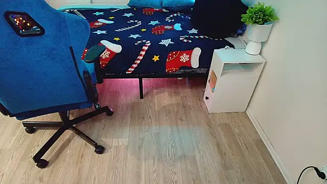 CranberryHot live sex cam