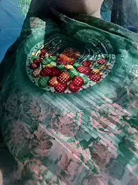 Queen_chayna's cam snapshot