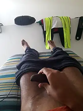 isuru_lakshan live sex cam