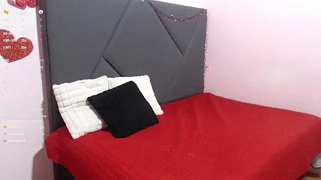 pamela_echeverria's cam snapshot