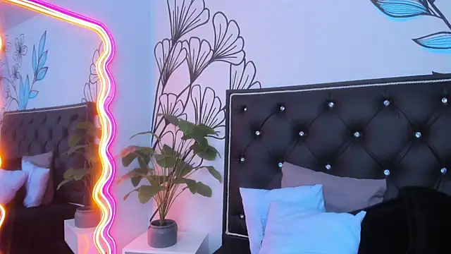 Sweet_Ariadna_ live sex cam