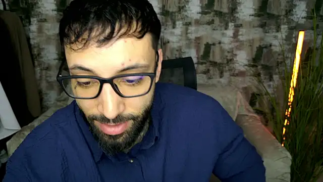 MasculineGuy99's cam snapshot