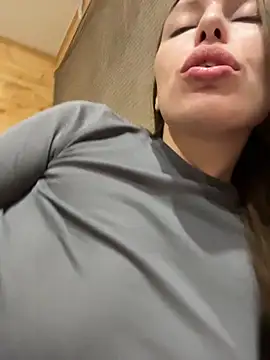 LeiaMood live sex cam