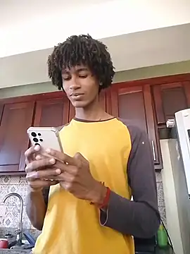 skinniyGabriel live sex cam