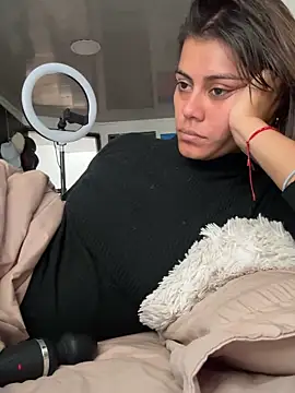 RachelWeisz_'s cam snapshot