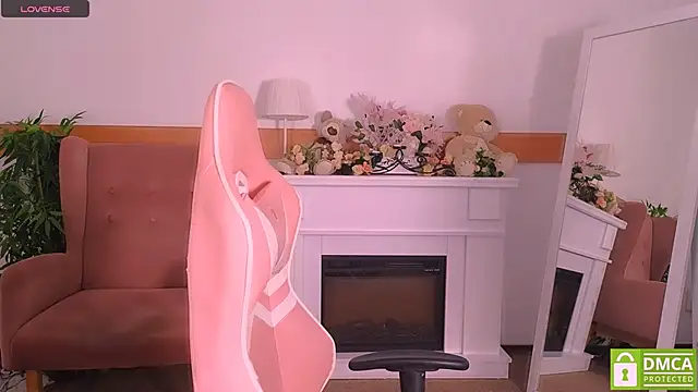 Elma_Lily's cam snapshot