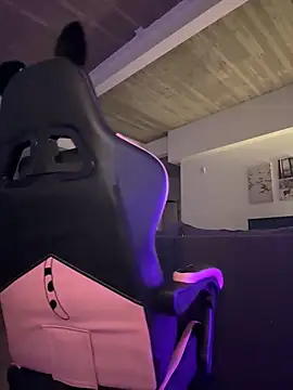 Your_Paris's cam snapshot