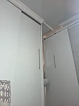 Zee_Online's cam snapshot