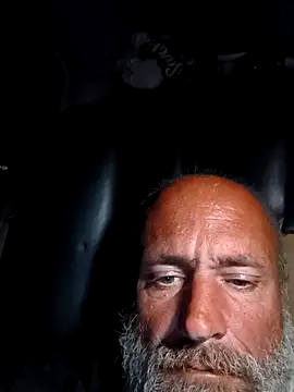 FloppyPickle4u's cam snapshot