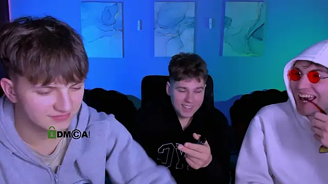 travis_wolf_'s cam snapshot