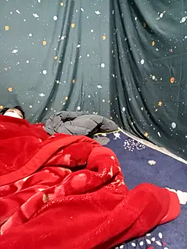 Phoena-a live sex cam