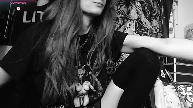 Silentmary live sex cam