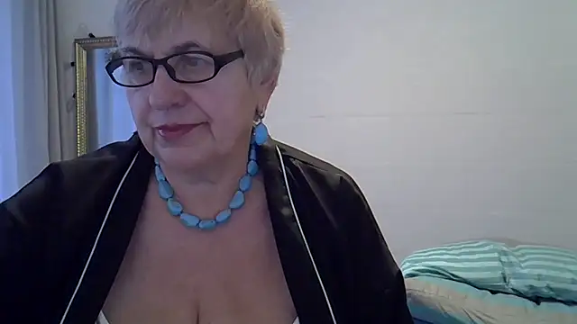 SweetCherry27's cam snapshot