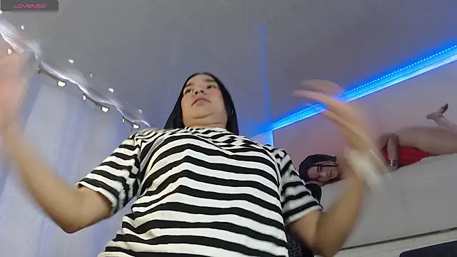 Lolitta_xxx's cam snapshot