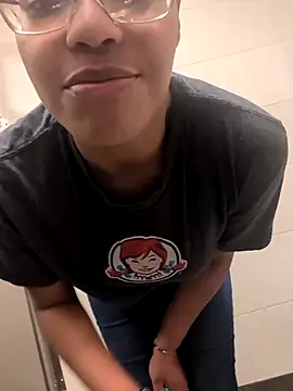 Synfulsymone9's cam snapshot