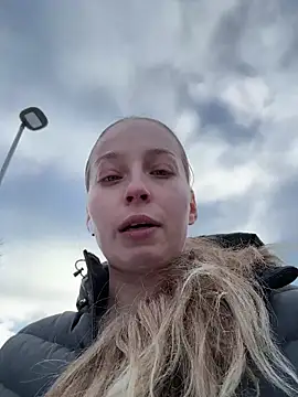 Mrs_Mr_007's cam snapshot