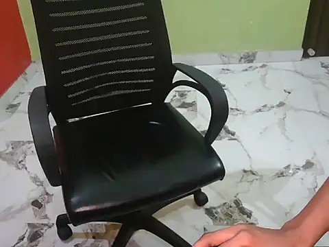 babycharu's cam snapshot