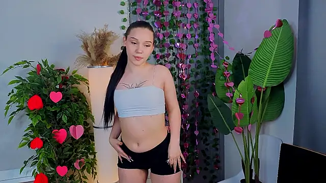 RoxannRunk's cam snapshot