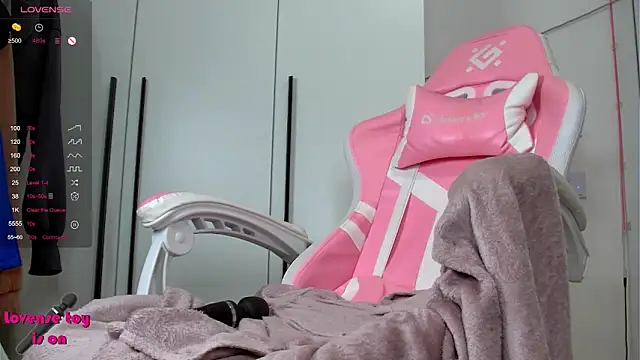 Marikamoon live sex cam