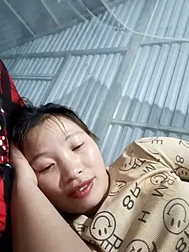 Evelyn-n's cam snapshot