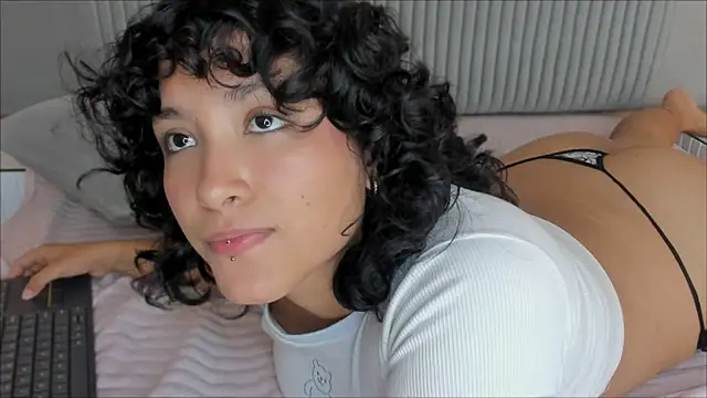 lia_savage's cam snapshot